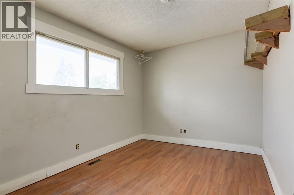 3 Berwick Close NW — photo 14