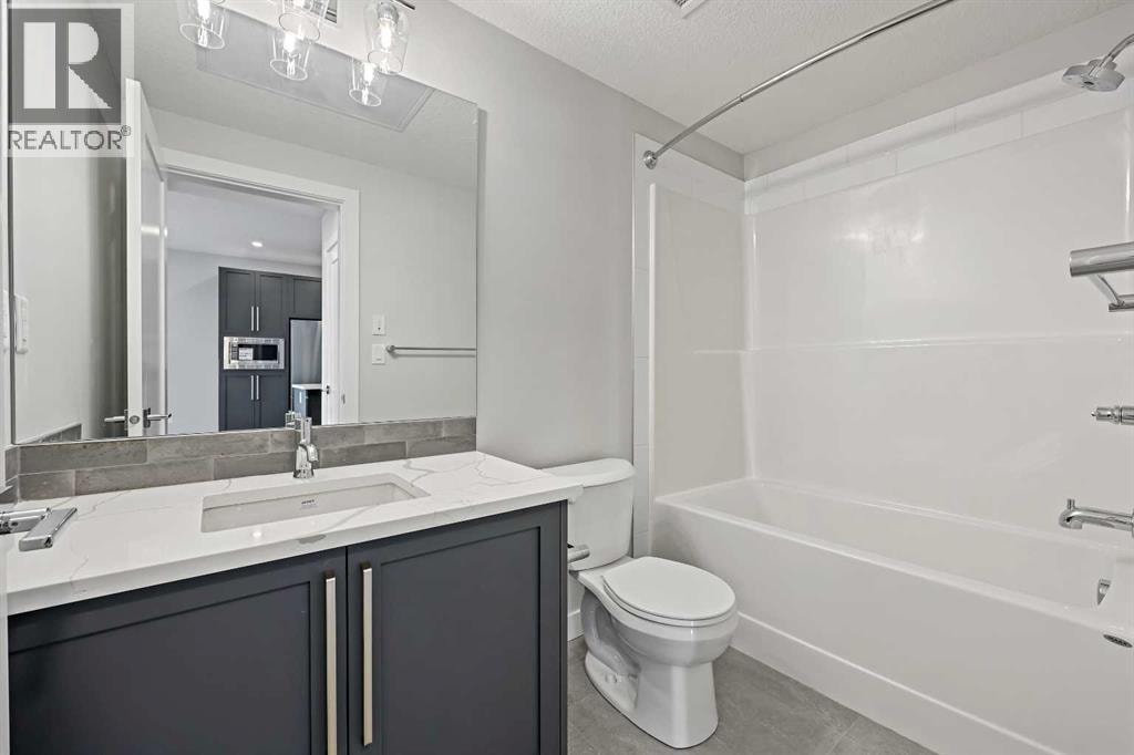 1115, 520 Reynolds Avenue SW — photo 4