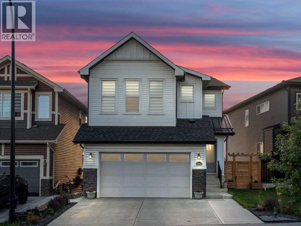 240 Lucas Crescent NW — photo 48