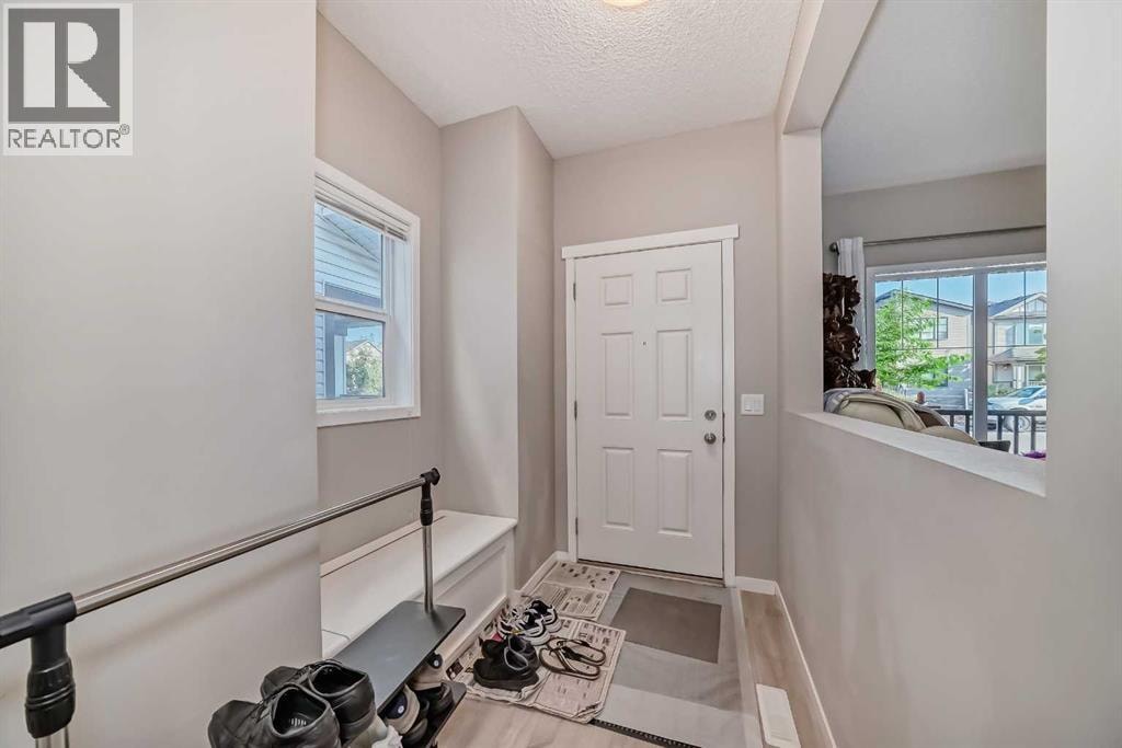 9 Copperpond Avenue SE — photo 4