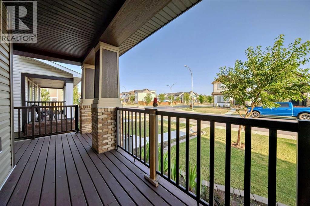 9 Copperpond Avenue SE — photo 3