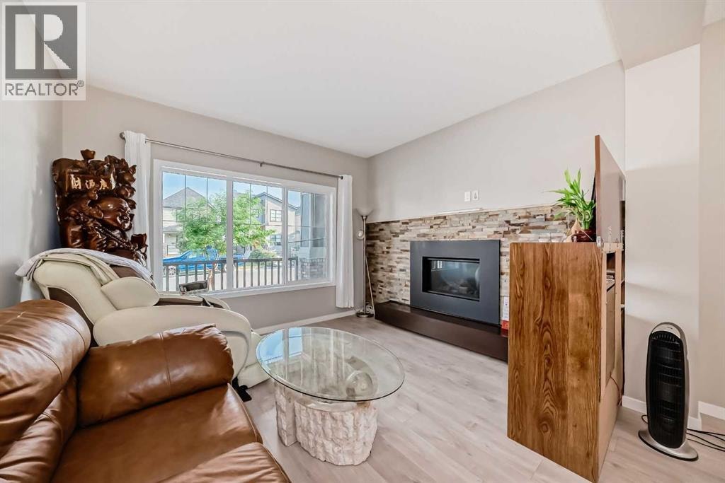 9 Copperpond Avenue SE — photo 5