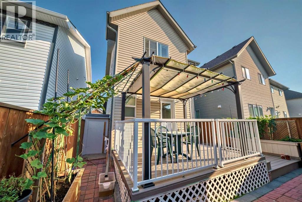 9 Copperpond Avenue SE — photo 28