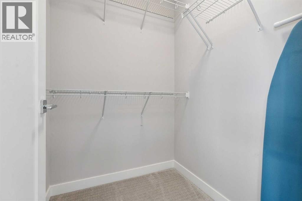 556 Chelsea Gardens — photo 21