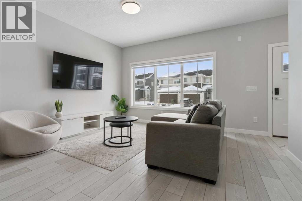 556 Chelsea Gardens — photo 6