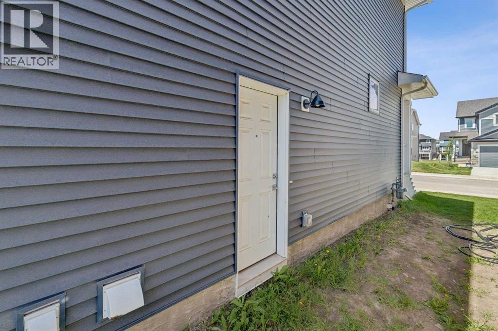 556 Chelsea Gardens — photo 30