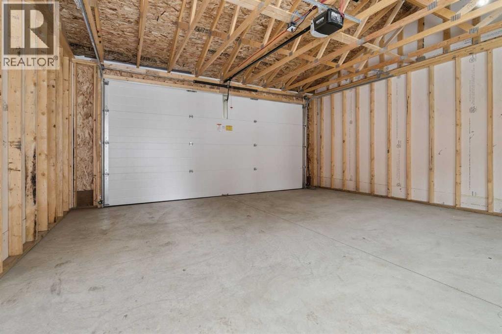 556 Chelsea Gardens — photo 33