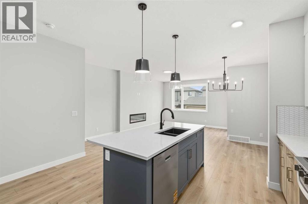 43 Belvedere Crescent SE — photo 14