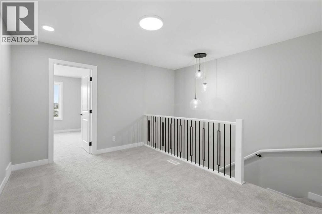43 Belvedere Crescent SE — photo 20
