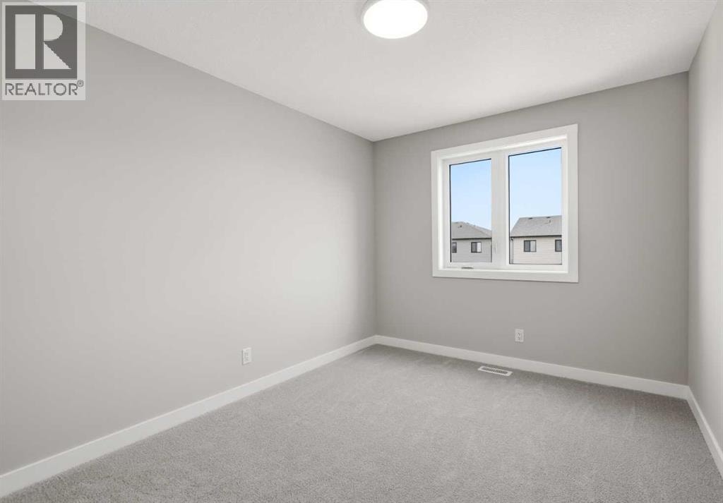 43 Belvedere Crescent SE — photo 28