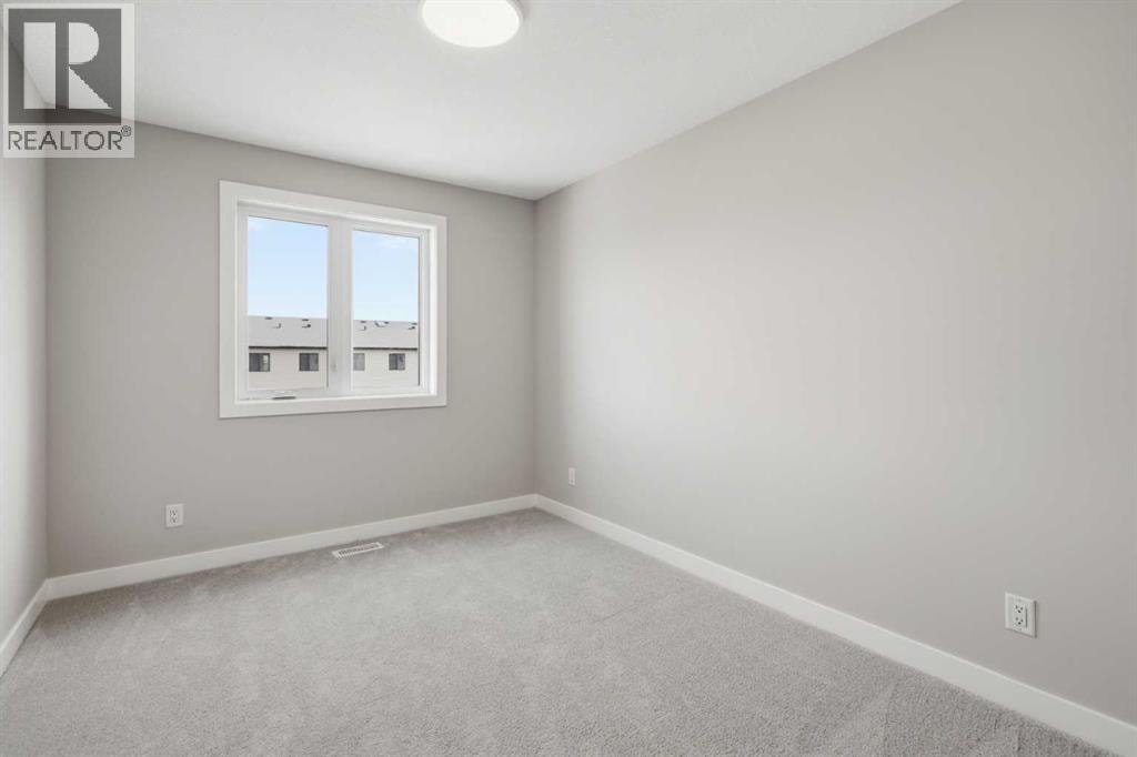 43 Belvedere Crescent SE — photo 27