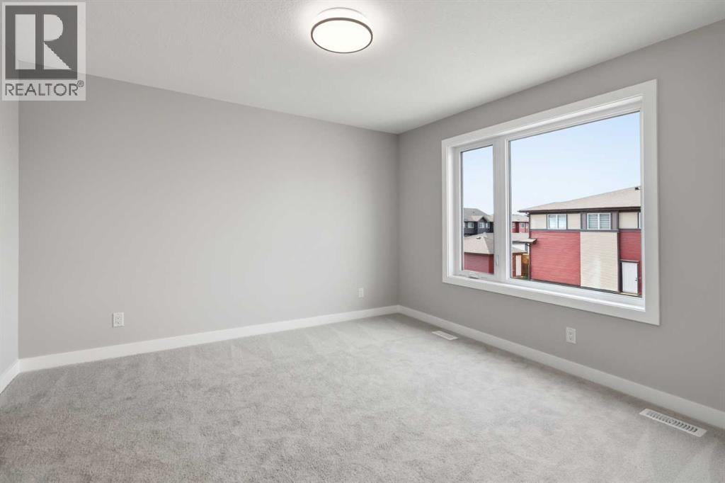 43 Belvedere Crescent SE — photo 21