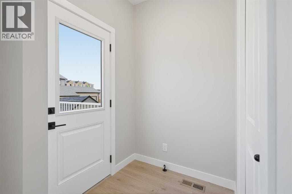 43 Belvedere Crescent SE — photo 19