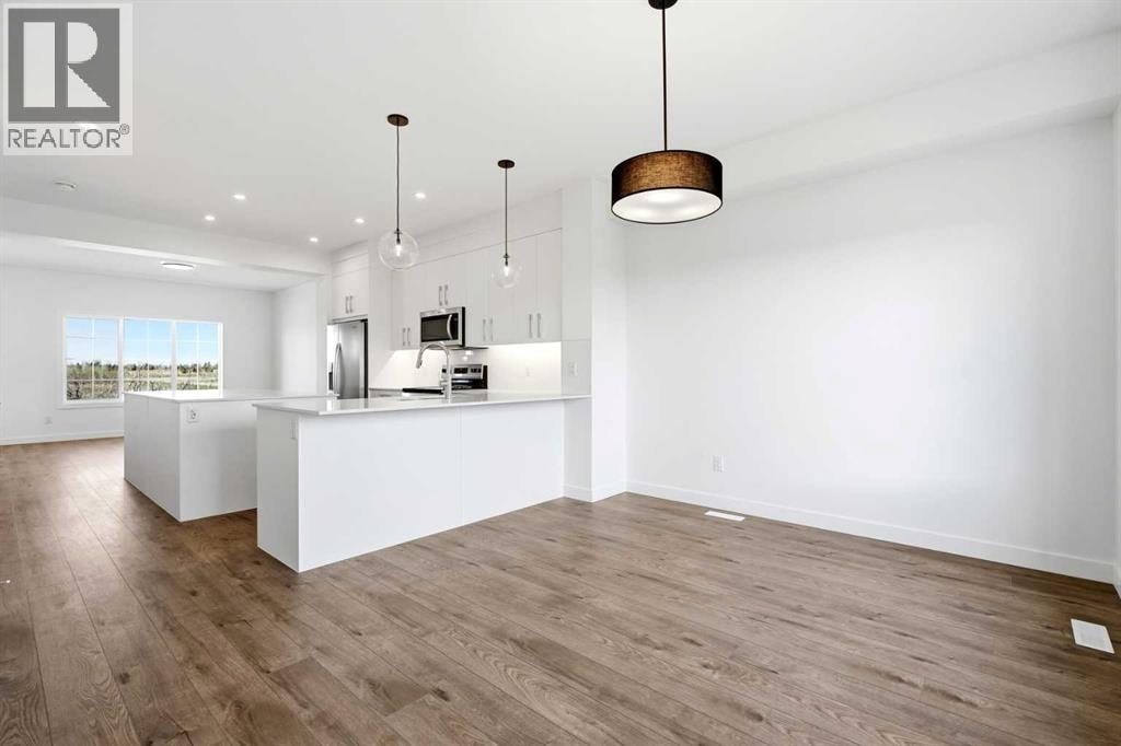 9993 Huxbury Drive NE — photo 16