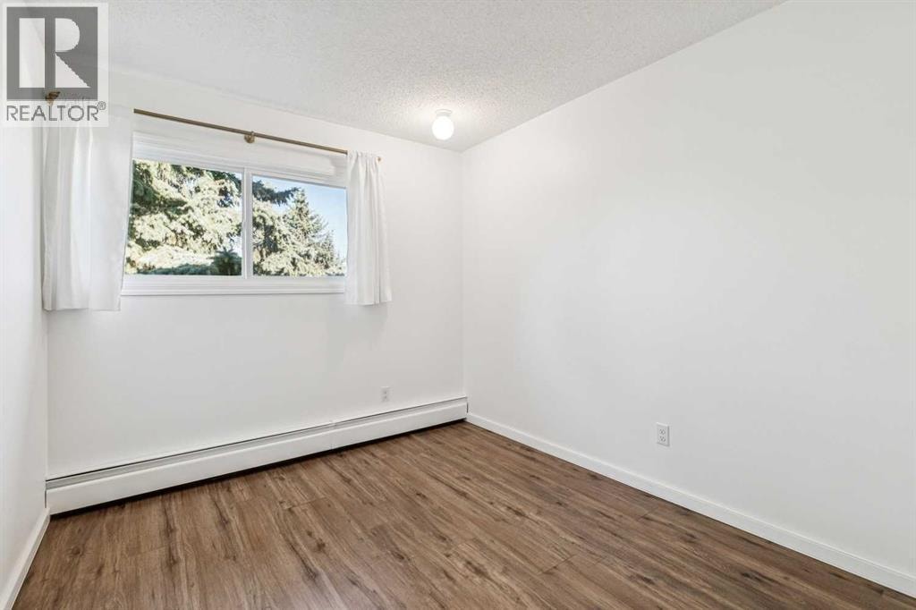 54, 366 94 Avenue SE — photo 22