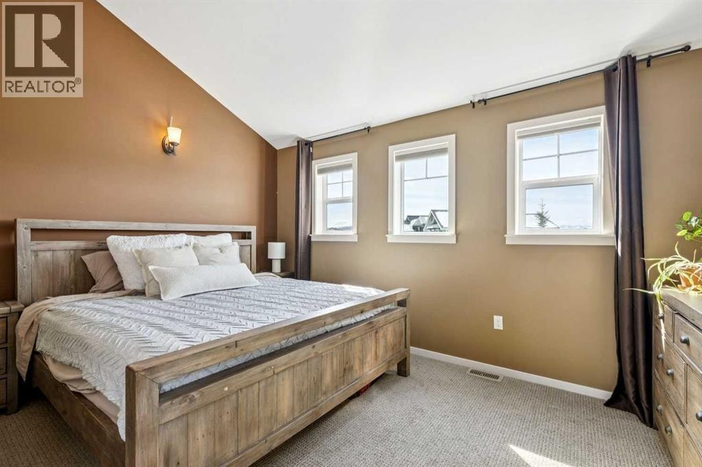 240 Cottageclub Crescent — photo 11