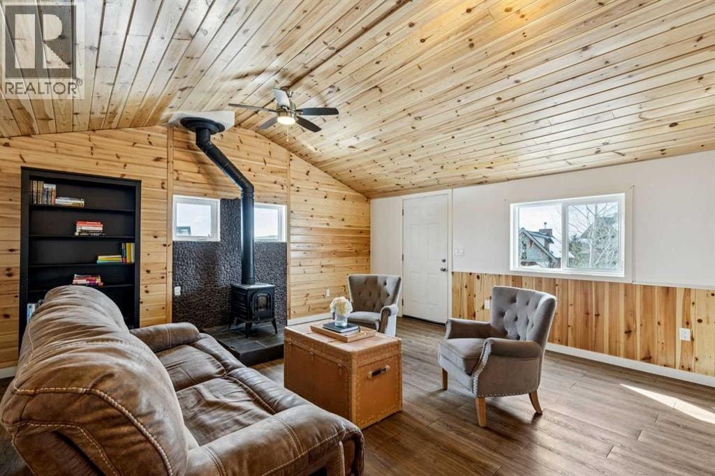 240 Cottageclub Crescent — photo 21