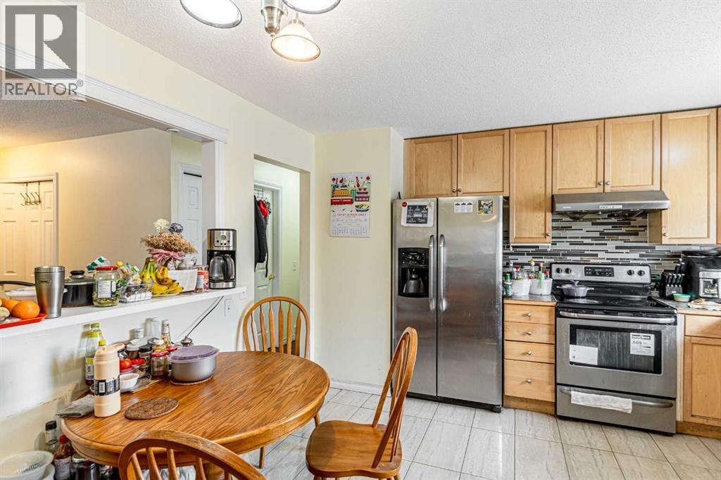 121 Margate Close NE — photo 7