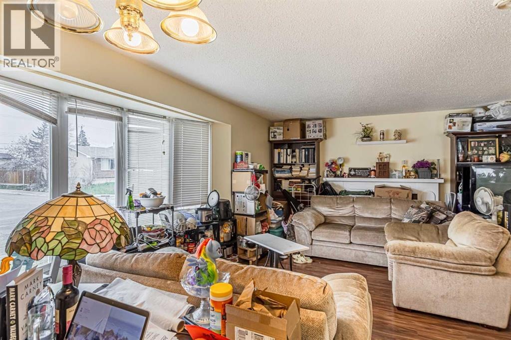 121 Margate Close NE — photo 6