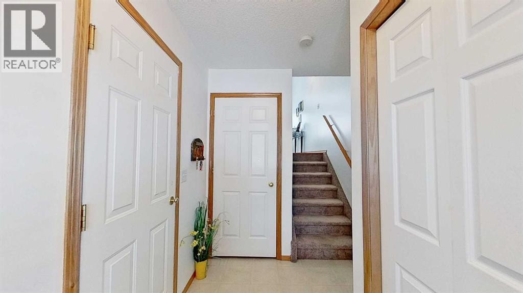 272 Rocky Ridge Court NW — photo 2
