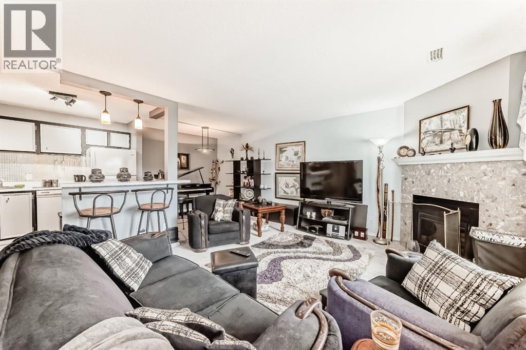 51 Cedar Springs Gardens SW — photo 8