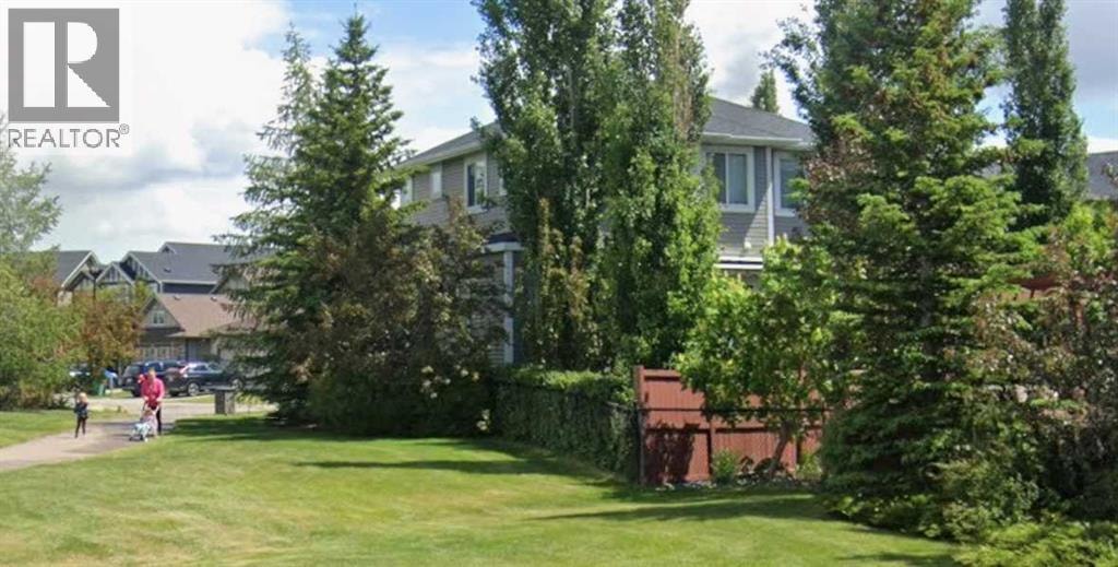93 Williamstown Green NW — photo 3