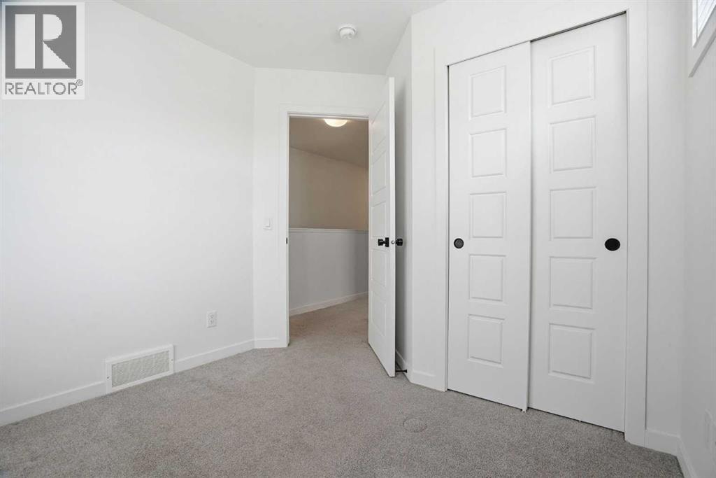 32 Walgrove Common SE — photo 32