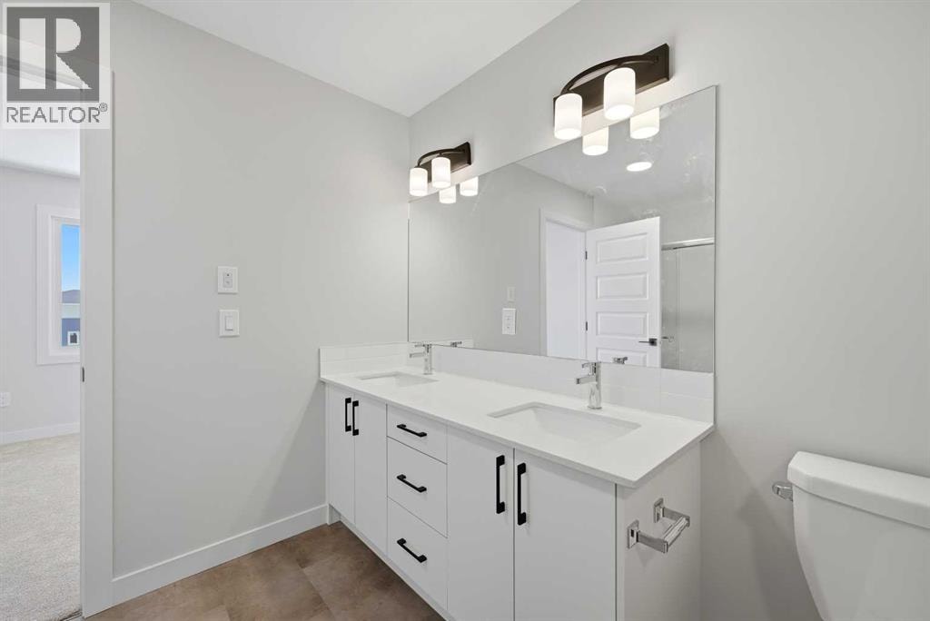 46 Waterford Mews — photo 32