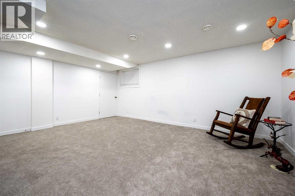 60 Covecreek Mews NE — photo 32