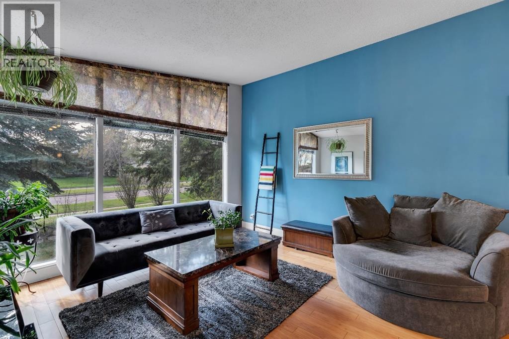 6316 Crowchild Trail SW — photo 10