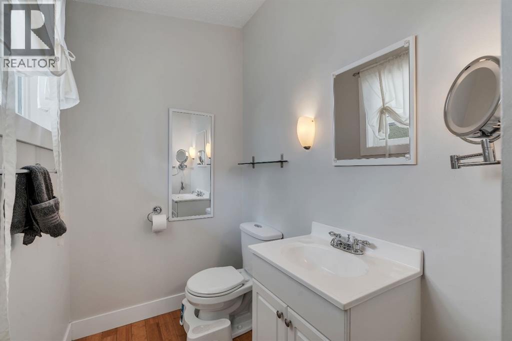 6316 Crowchild Trail SW — photo 19