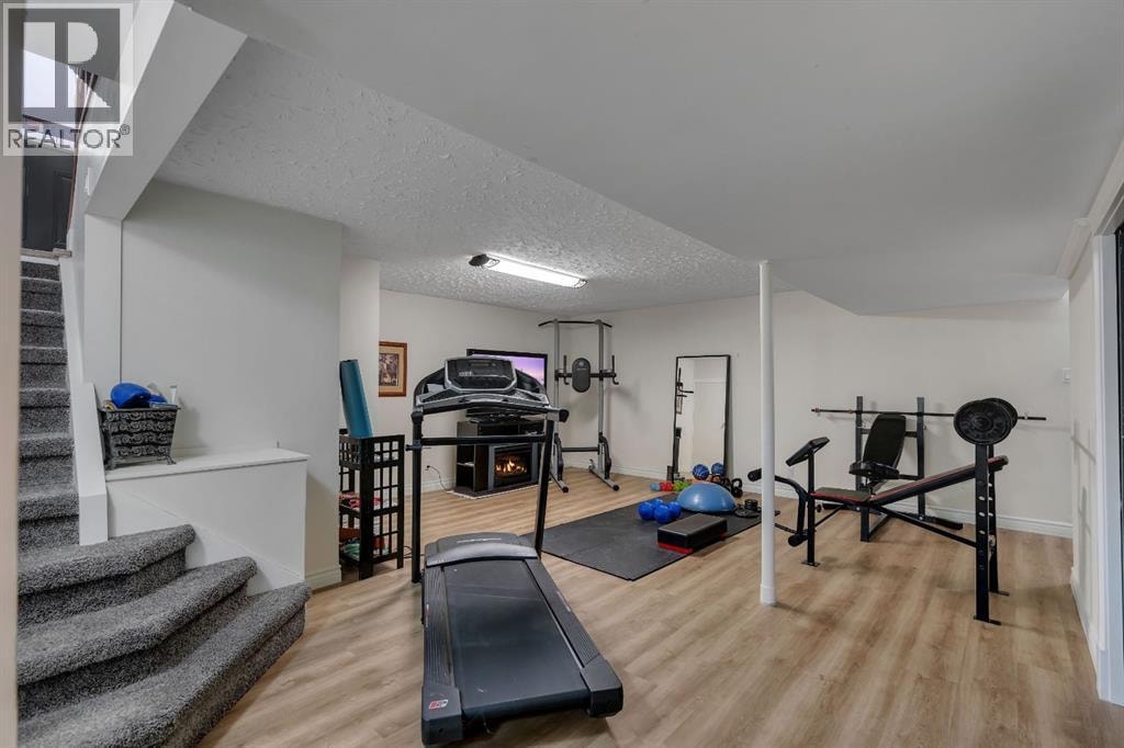 6316 Crowchild Trail SW — photo 24