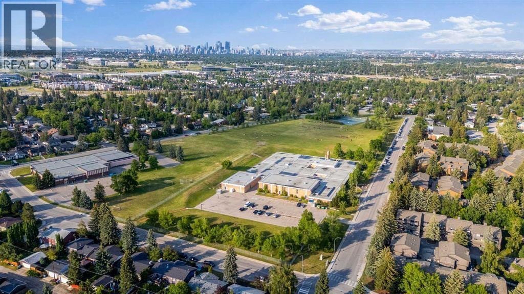 6316 Crowchild Trail SW — photo 41