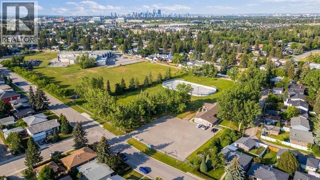 6316 Crowchild Trail SW — photo 42