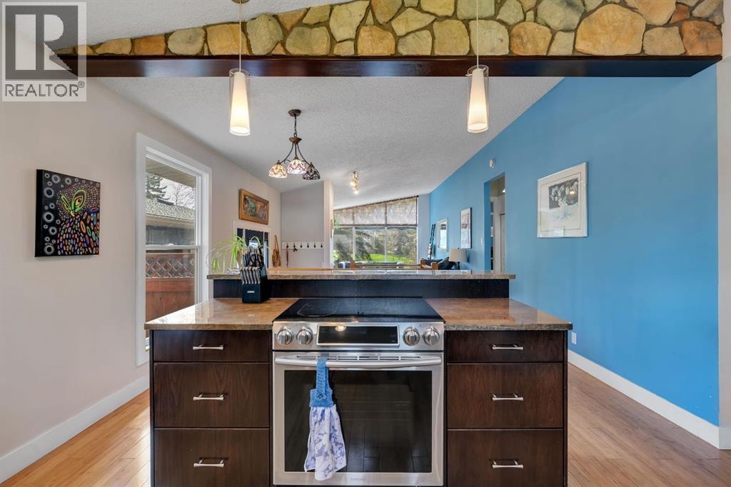 6316 Crowchild Trail SW — photo 6