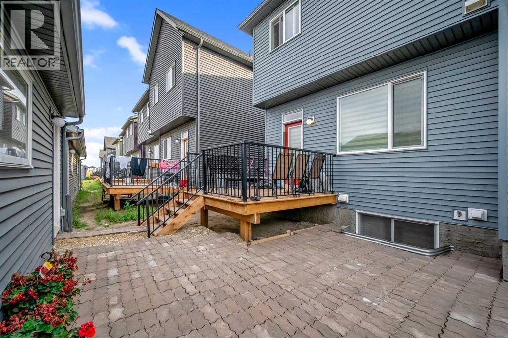 84 Savanna Place NE — photo 46