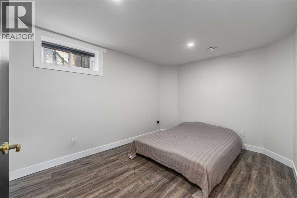 648 Scimitar Bay NW — photo 27