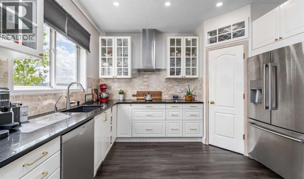 648 Scimitar Bay NW — photo 8