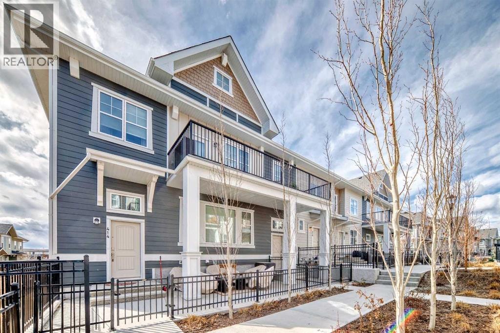 410 Cranbrook Walk SE