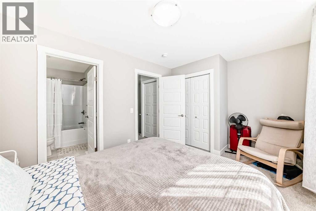 410 Cranbrook Walk SE — photo 24