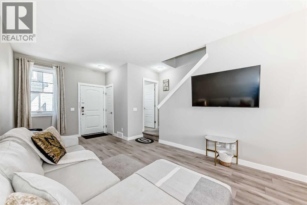410 Cranbrook Walk SE — photo 6