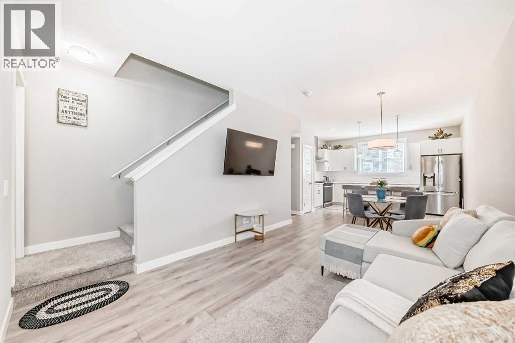 410 Cranbrook Walk SE — photo 8