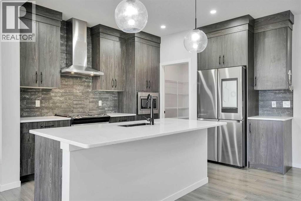 1014 Bayview Rise SW — photo 14