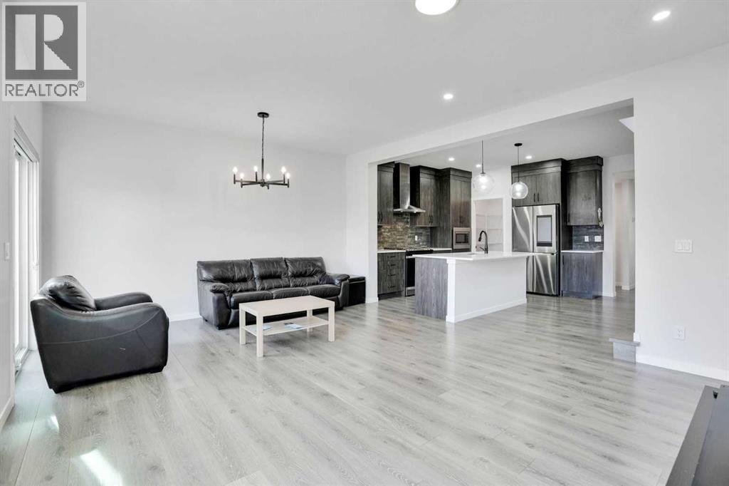 1014 Bayview Rise SW — photo 10