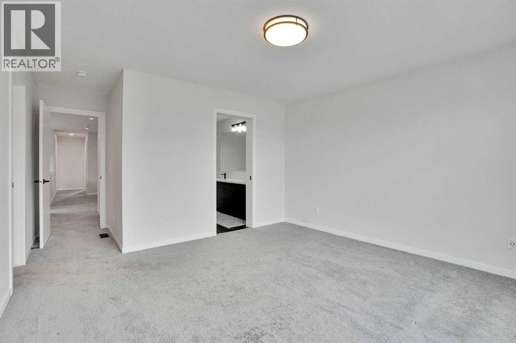 1014 Bayview Rise SW — photo 35