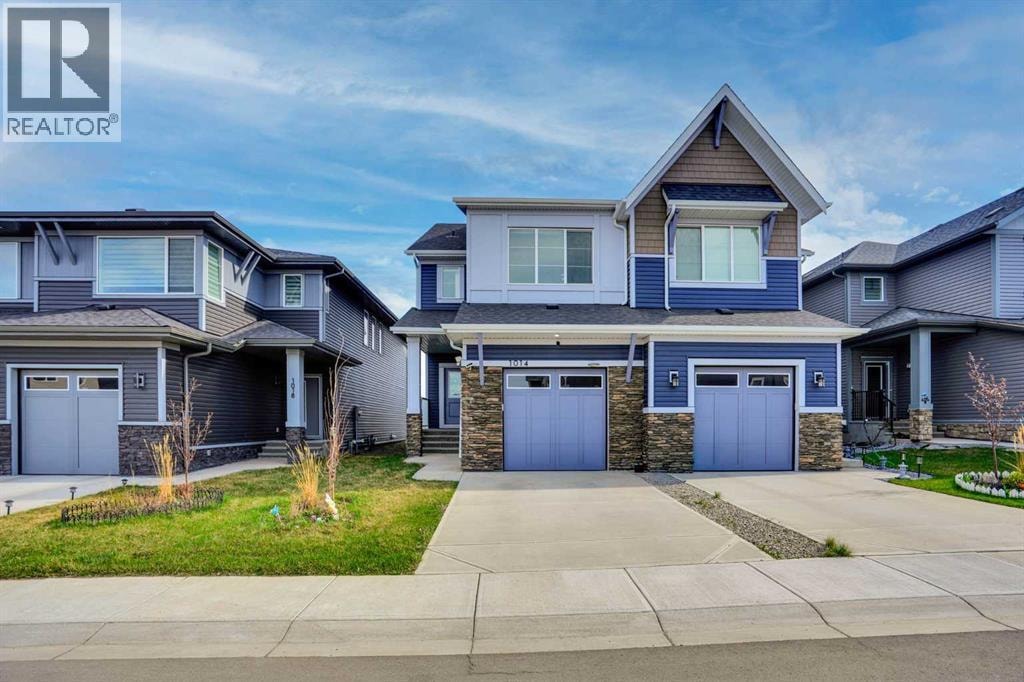 1014 Bayview Rise SW — photo 2