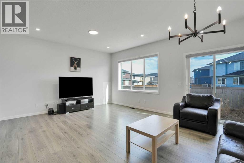 1014 Bayview Rise SW — photo 12