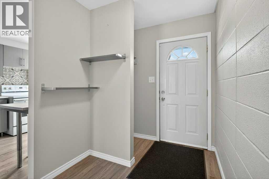 303, 2211 19 Street NE — photo 14