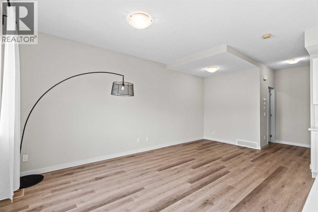 310, 32 Red Embers Parade NE — photo 16