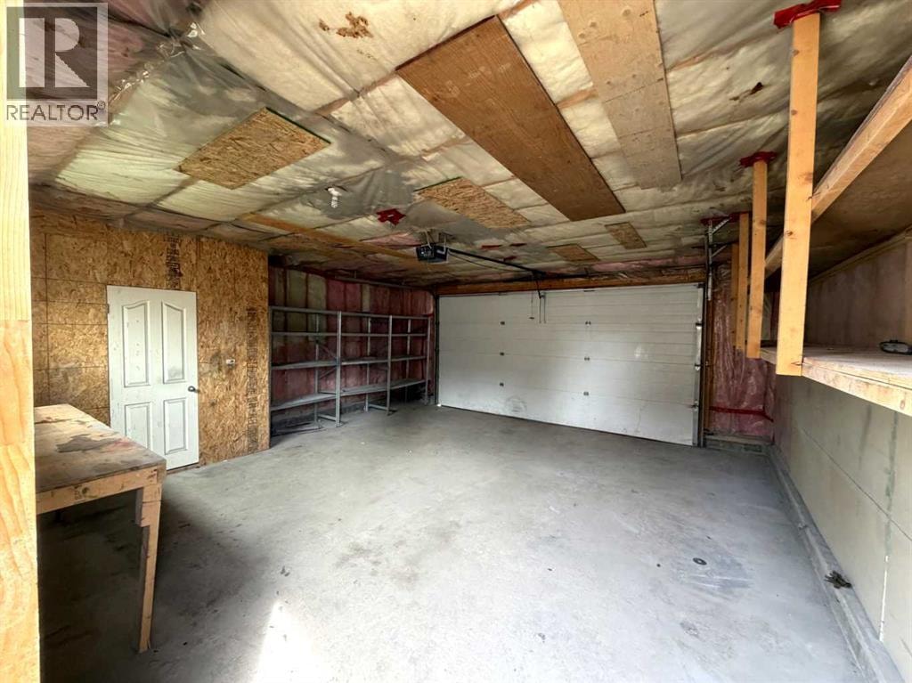 422 40 Street NE — photo 20
